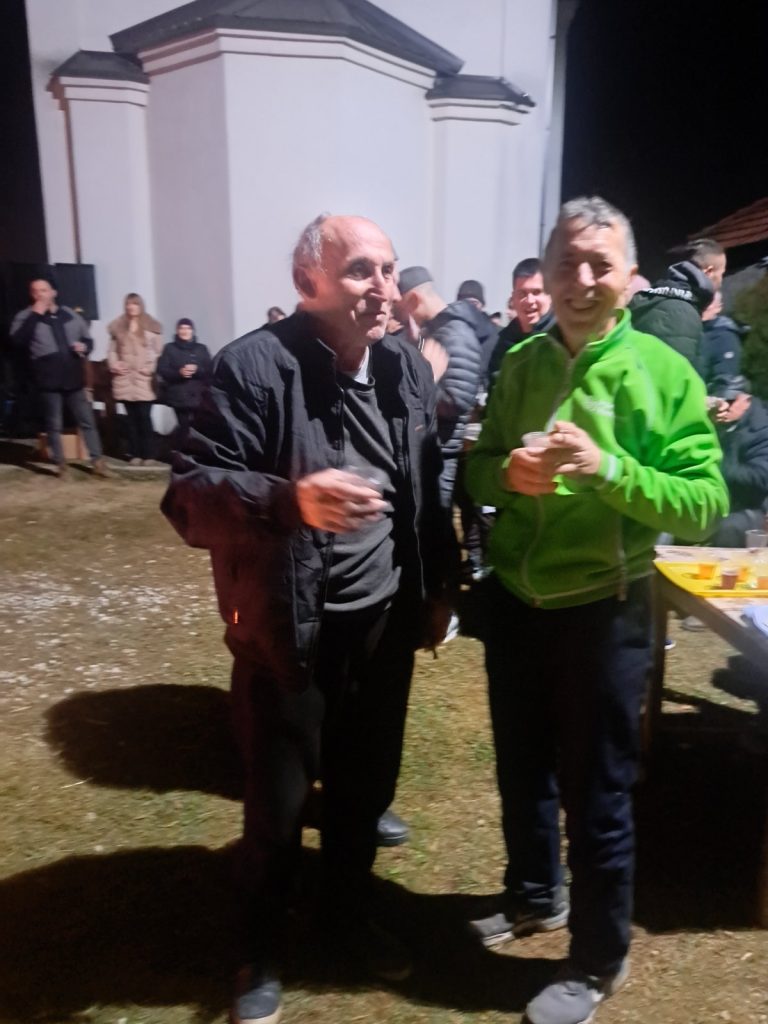 božićno paljenje badnjaka