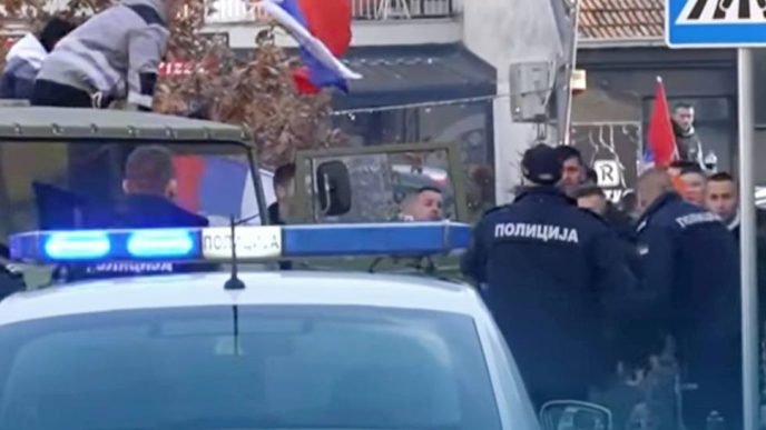 Blokada kod Opštine na Badnji dan u Bujanovcu