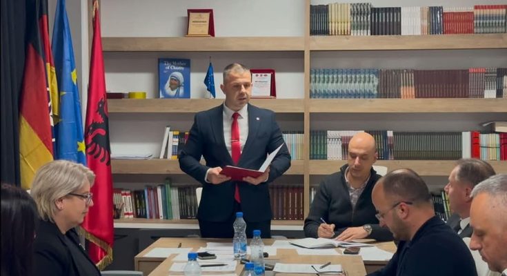 Novac iz Prištine stigao - NSA