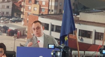 Albanci će dobiti knjige zahvaljujući Kamberiju