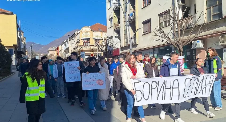 Gimnazijalci trpe ogromne pritiske