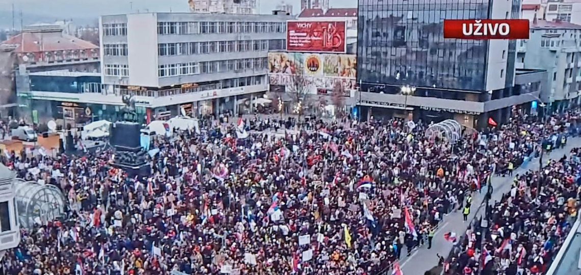 Veliki protest u Nišu