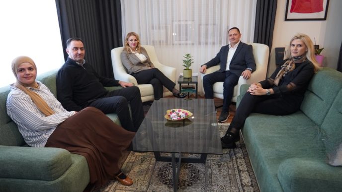 Pajaziti i Mitrović sa komesarkom