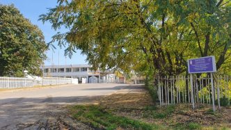 Radnici prihvatnih centara za migrante dobili otkaze