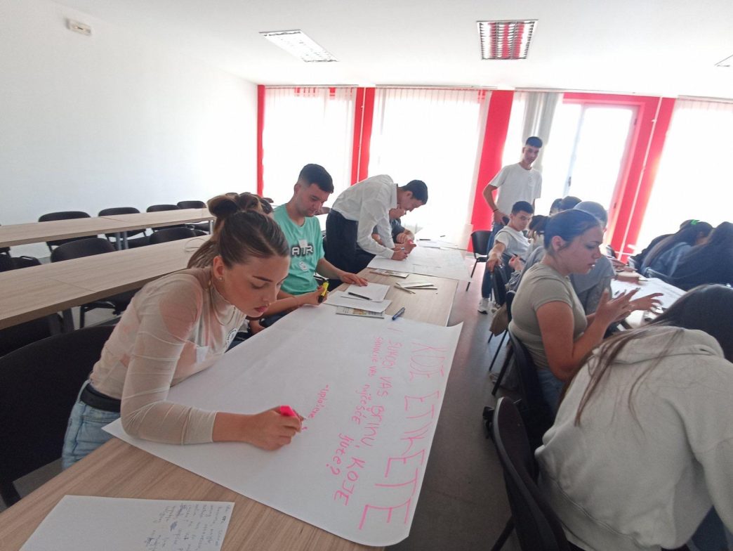 Svetosavci protiv vršnjačkog nasilja