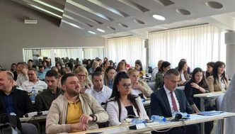 Obuka o korišćenju Veštačke inteligencije