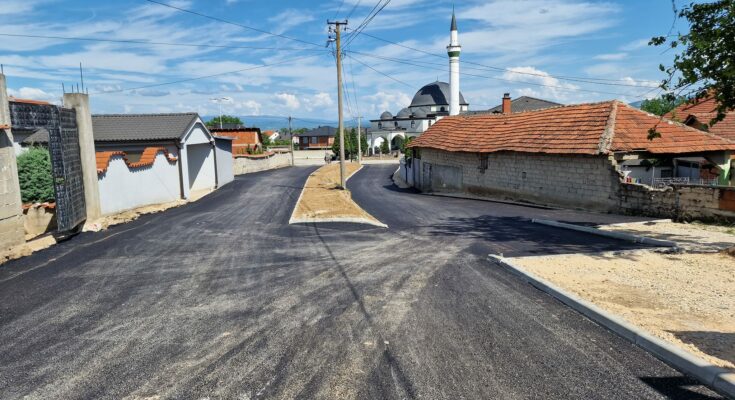 Asfaltiranje u Trnovcu (foto arhiva)