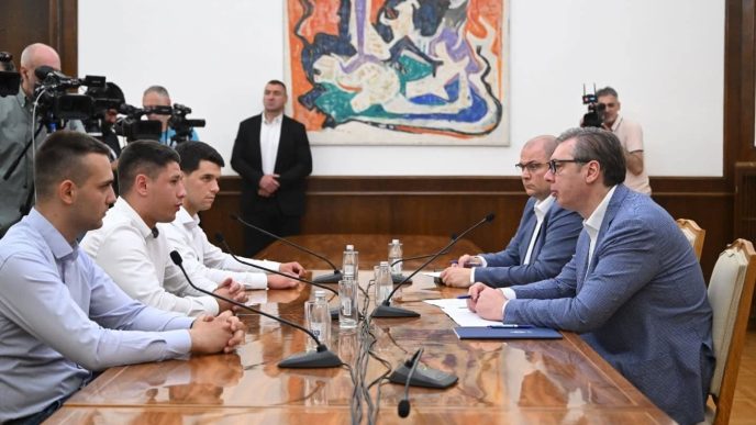 Vučić i "studenti koji žele da uče"