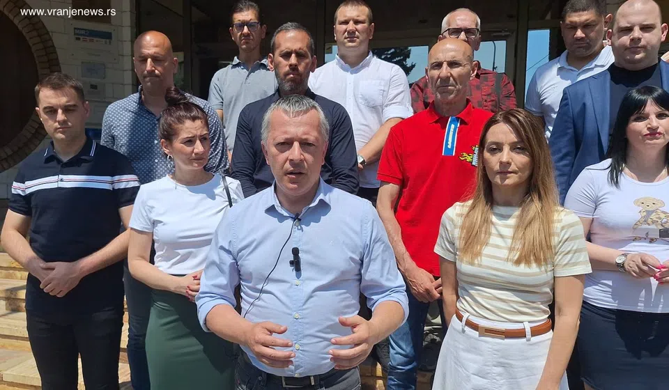 Opozicija u Vranju (foto Vranje news)