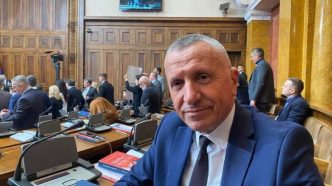 Kamberi: Diskriminacija Albanaca mora da prestane