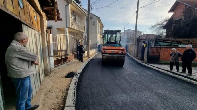 Asfaltiranje u Bujanovcu (foto arhiva)
