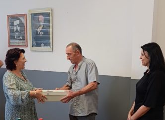 Nastavnik Voja izašao u penziju