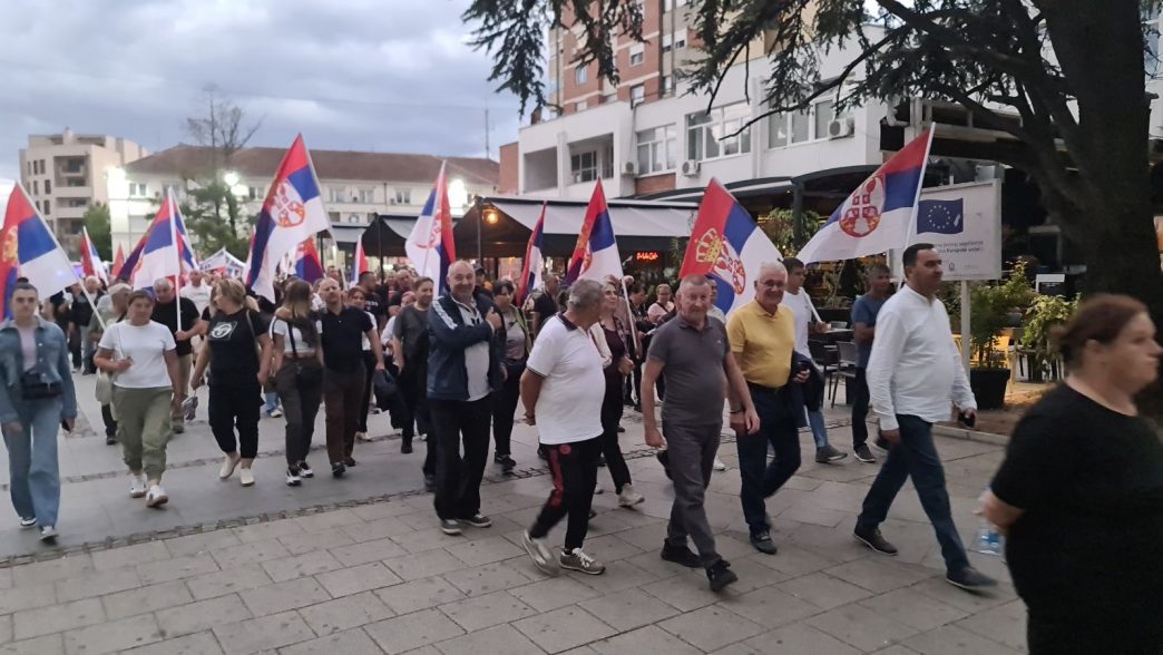 Foto: Bujanovačke Sa naprednjačkog skupa u Bujanovcu 31. avgust