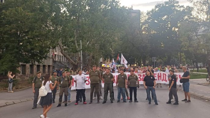 Bujanovački veterani uz studente