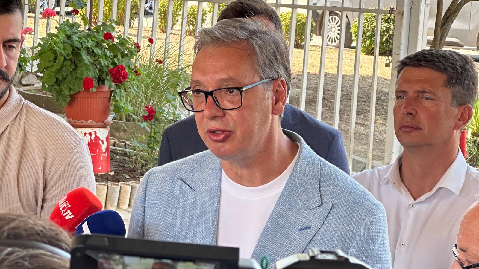 Vučić: Važno je da se Bujanovac očisti od mina Vučić: Važno je da se Bujanovac očisti od mina